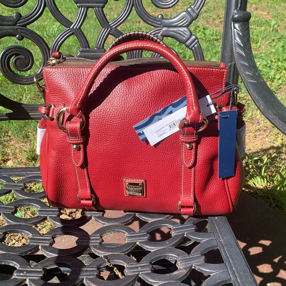 Dooney & Bourke NWT cranberry satche